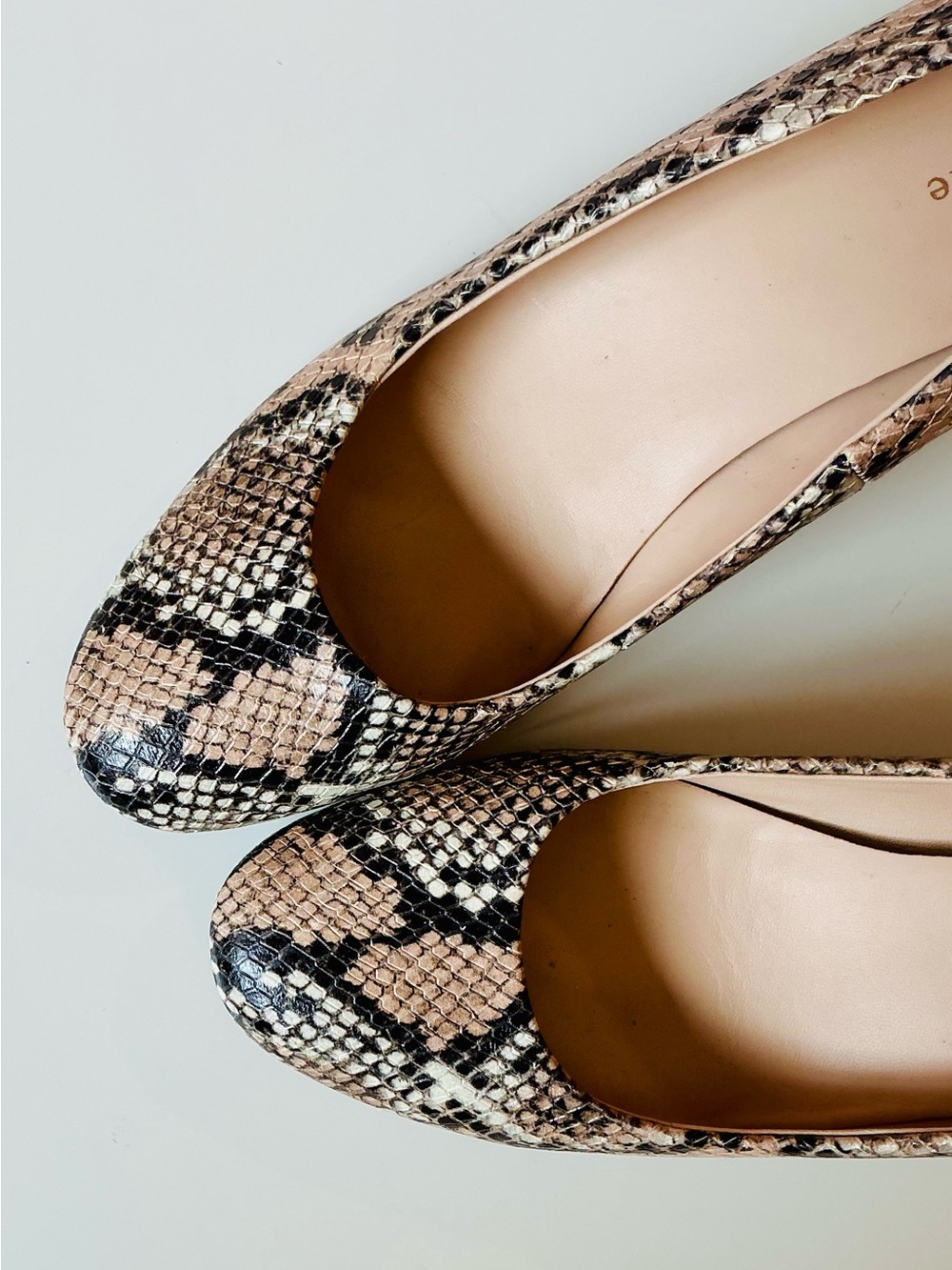 kate spade Beverly Pumps Sz 8.5 - Picture 9 of 10